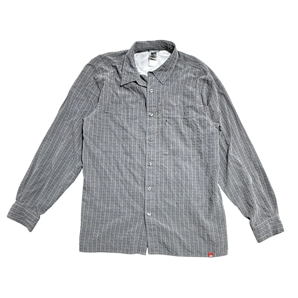 The North Face Shirt Mens Medium Gray‎ Plaid Mesh Lined Zip Pocket Hiking Travel